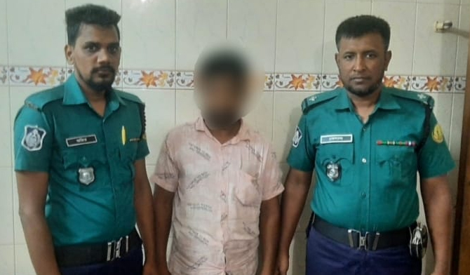 পাঠানটুলা থেকে গণধর্ষণ মামলার পলাতক আসামী গ্রেফতার