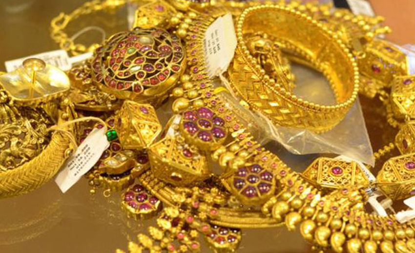 এবার সোনার দাম ভরিতে কমলো ৬৫৯০টাকা