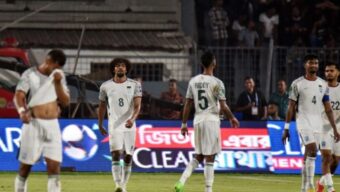 ২-১ গোলে হেরে বাংলাদেশ
