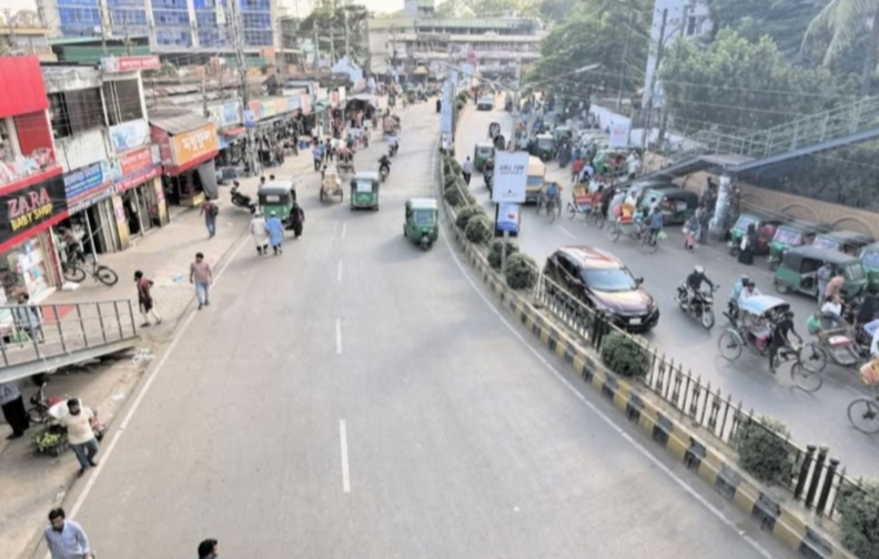 সিলেটে চাঁদাবাজদের কবলে ৩৫০ হকার, ‘ফুটপাত নিয়ন্ত্রণকারীরা’ আত্মগোপনে