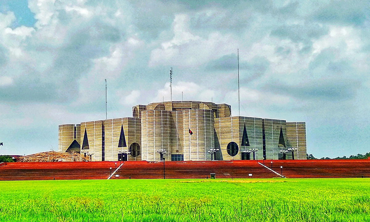 সোমবার সকালে এমপি, মন্ত্রীসভার বিকালে শপথ