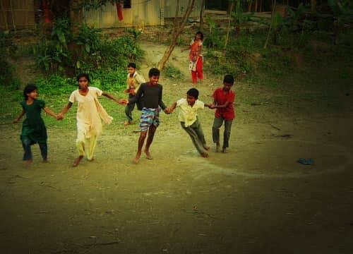 ছালামির জন্য এঘর-ওঘর যেতাম
