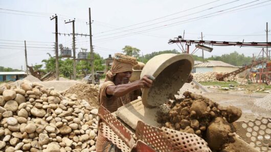 মহান মে দিবস আজ