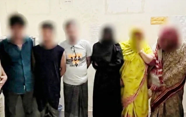 তালতলায় ডিবির অভিযানে অবাঞ্ছিত ছয় নারীপুরুষ আটক