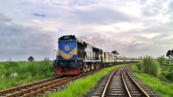 আন্তঃনগর ট্রেনের সাপ্তাহিক বন্ধ বাতিল