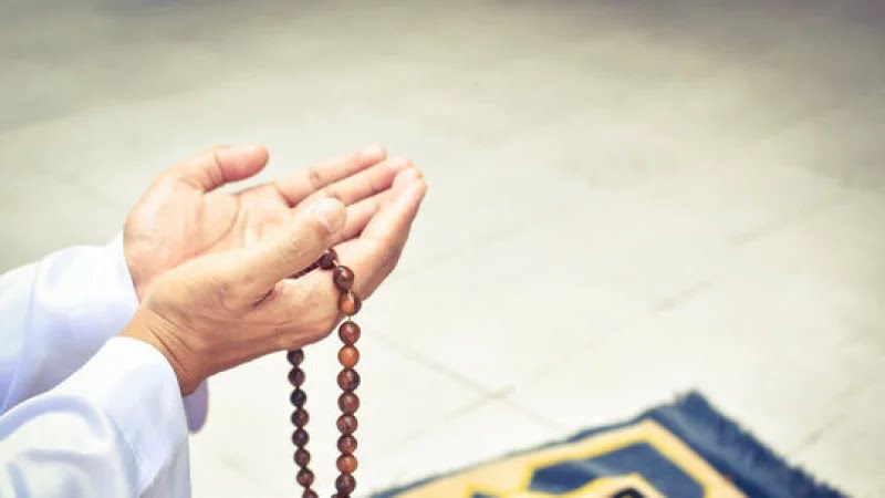 মাগফিরাত দশকে যেসব দোয়া বেশী পড়বেন