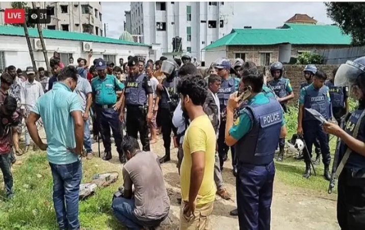সিলেটে অটোরিকশার চার্জিং পয়েন্টে এসএমপি’র অভিযান, বিদ্যুৎ সংযোগ বিচ্ছিন্ন