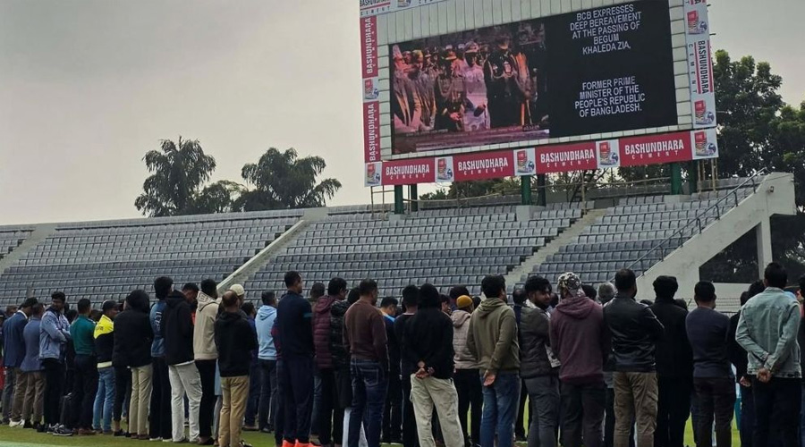 সিলেট স্টেডিয়ামে খালেদা জিয়ার গায়েবানা জানাজা অনুষ্ঠিত