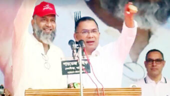 মঞ্চে কাকে ডেকে নিলেন তারেক রহমান