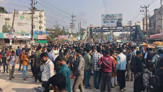 শাকসু নির্বাচন স্থগিত, প্রতিবাদে সিলেট-সুনামগঞ্জ সড়ক অবরোধ