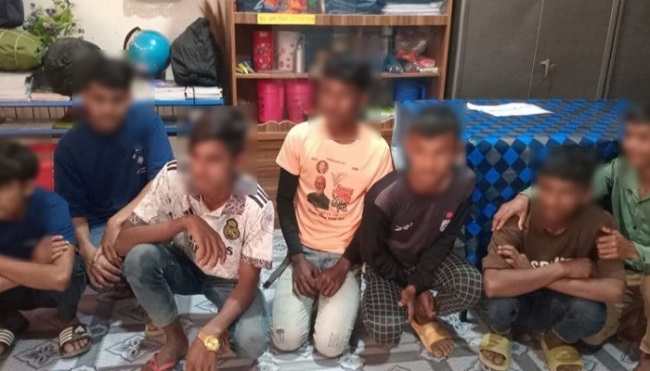 জাল ভোট দেয়ার সময় হবিগঞ্জে ৭ কিশোর আটক