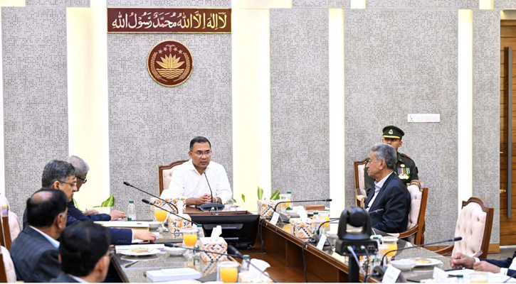 সেহরি, ইফতার ও তারাবিতে নিরবচ্ছিন্ন বিদ্যুৎ রাখার নির্দেশ প্রধানমন্ত্রীর