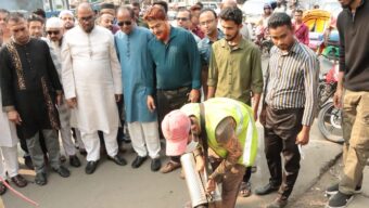 নগরীতে মশক নিধনে মাঠে নামল সিসিক