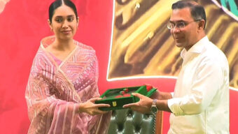 স্বাধীনতা পুরস্কার তুলে দিলেন প্রধানমন্ত্রী, খালেদা জিয়ার পদক গ্রহণ করলেন জাইমা