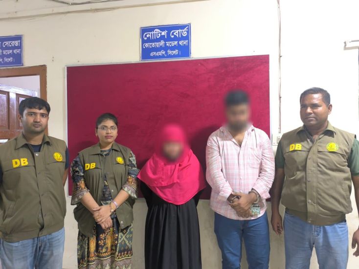 অসামাজিক কাজের দায়ে লালবাজারের হোটেল এলাহী সিলগালা