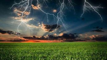 সিলেটে বজ্রপাতে প্রাণ গেল পাঁচ কৃষকের