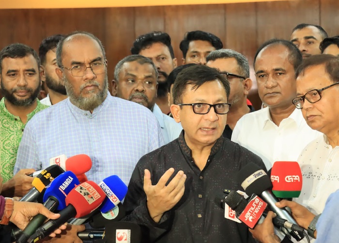 সিলেটের আইনশৃঙ্খলা পরিস্থিতির অবনতি, স্বীকার করলেন বাণিজ্য মন্ত্রী