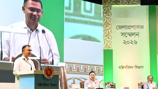 সন্ধ্যায় দোকান বন্ধের সিদ্ধান্ত বাস্তবায়নে ডিসিদের নির্দেশ প্রধানমন্ত্রীর