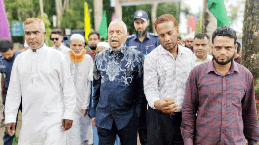 গোয়াইনঘাটে বন্যা আশ্রয়কেন্দ্র নির্মাণ প্রকল্পের উদ্বোধন করলেন প্রবাসী কল্যাণ মন্ত্রী