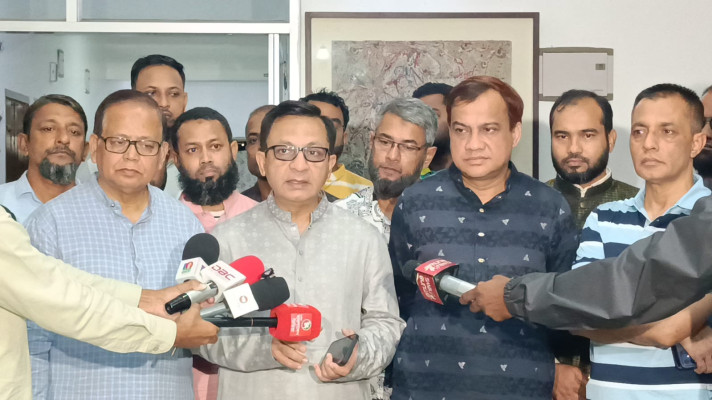 চামড়ার ন্যায্য মূল্যে নিশ্চিতে সরকারের নজরদারি থাকবে