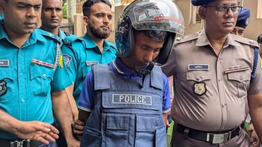 শিশু ফাহিমা হত্যা: এলাকাবাসীর বিক্ষোভে মিশে গিয়েছিলো জাকিরও, অতঃপর গ্রেপ্তার