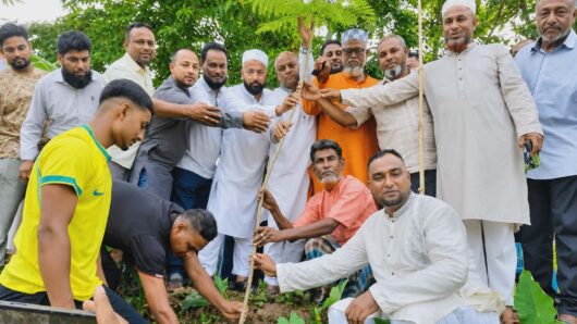 অপরাধ ছাড়ুন আর না হয় এলাকা ছাড়ুন: এমপি মালিক