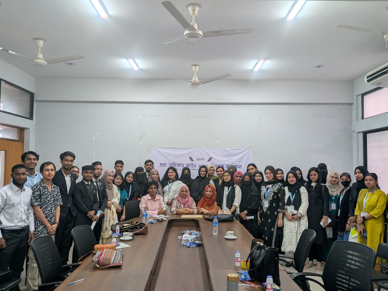 মেট্রোপলিটন ইউনিভার্সিটিতে তথ্য অধিকার আইন বিষয়ক কর্মশালা অনুষ্ঠিত