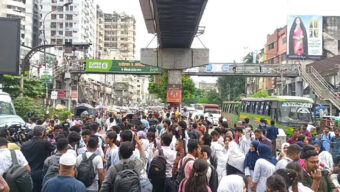 শিক্ষামন্ত্রীর পদত্যাগের দাবিতে আজও অবরোধ