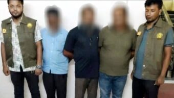 কাজীটুলায় ডিবির অভিযানে আটক ৩