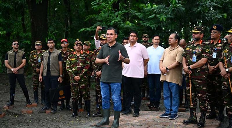 সেনাসদস্যদের কাছে এলে শৈশব মনে পড়ে: প্রধানমন্ত্রী
