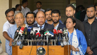 <span style='color:#077D05;font-size:16px;'>গোপন বন্দিশালায় নির্যাতন করা হয় তারেক রহমানকে: চিফ প্রসিকিউটর</span> <br/> তারেক রহমানকে গোপন বন্দিশালায় নির্যাতন করা হয় : চিফ প্রসিকিউটর
