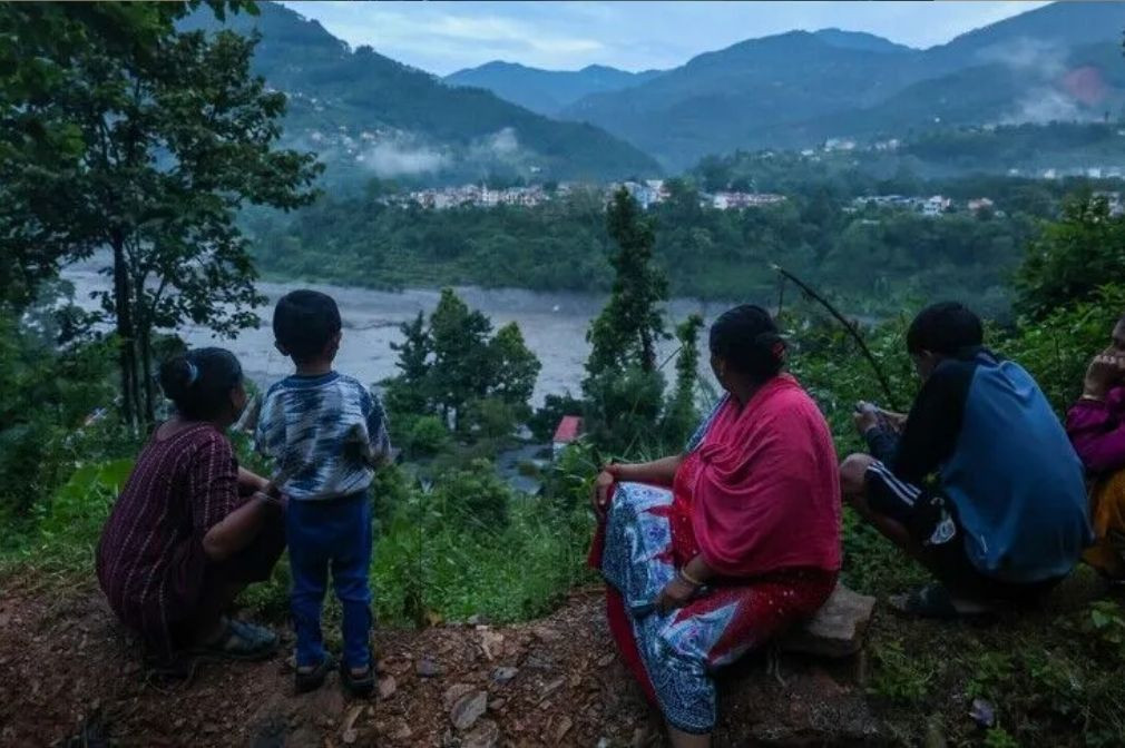 নেপাল-তিব্বতে ভয়াবহ বন্যা-ভূমিধসে নিহত সাড়ে সাতশ’