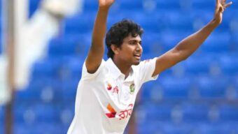 অস্ট্রেলিয়াকে ধরাশায়ী করলেন ইতিহাস গড়া হাসান